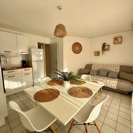 Cosy - View *